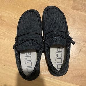 Hey Dude shoes never worn